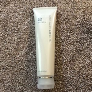 NuSkin hibiscus & honey firming cream